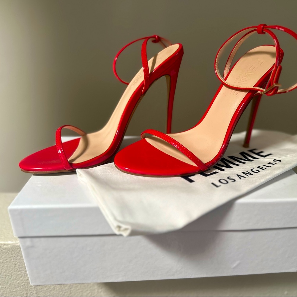 FEMME LA - Necessary Sandal in Rouge (size 36/6)